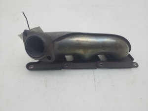  Exhaust manifold 