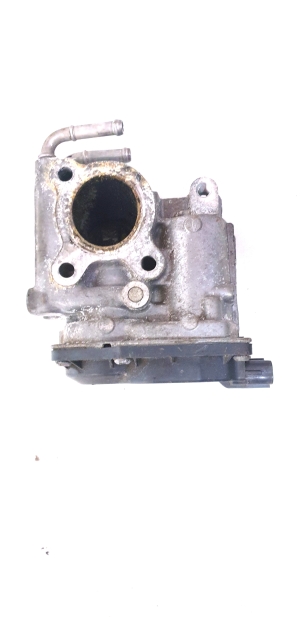  EGR valve 