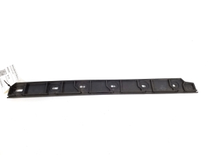  Rear bumper bracket 