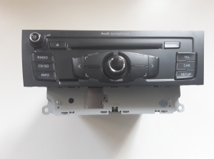  Radio / CD-Player / DVD-Player / Navigation 