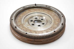  Clutch flywheel 