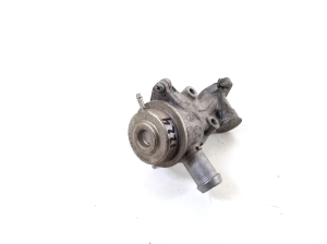  EGR valve 