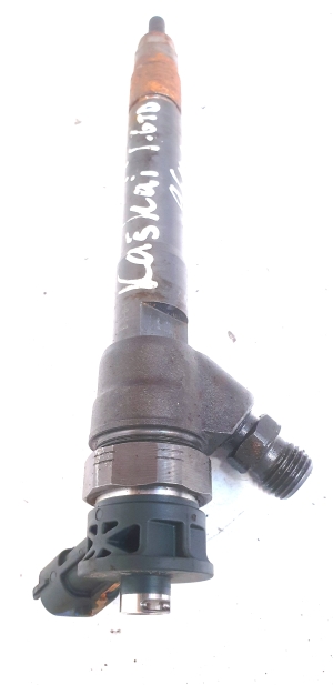  Fuel injector 