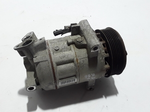  Air conditioner compressor 