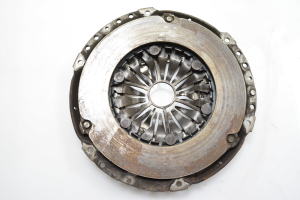  Clutch disc 