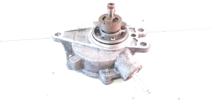  Vacuum pump 