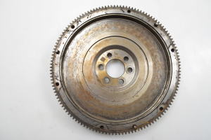  Clutch flywheel 