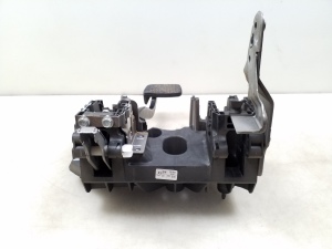  Brake pedal 