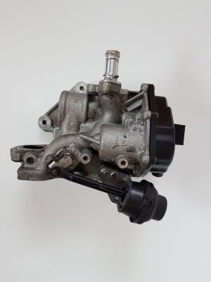  EGR valve 