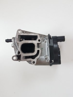  EGR valve 