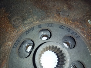  Clutch flywheel 