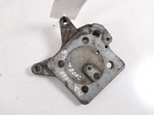  Brake caliper holder 