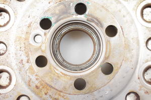  Clutch flywheel 