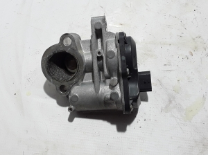  EGR valve 