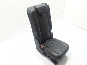  Rear seat and its components 