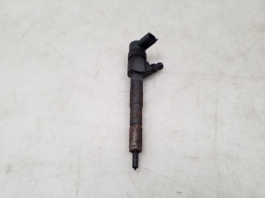  Fuel injector 