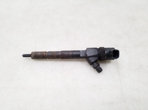  Fuel injector 