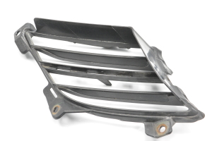  Front bumper lower grille 