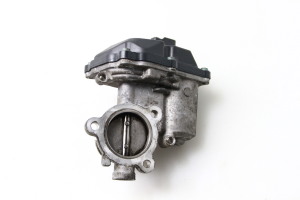  EGR valve 