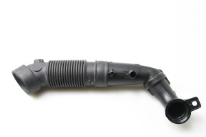  Air intake hose 