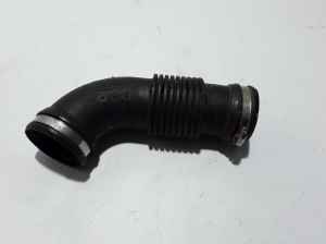  Air intake hose 