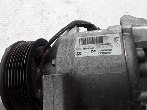  Air conditioner compressor 