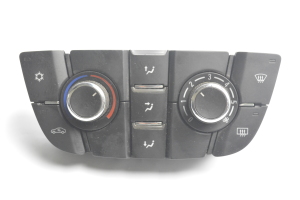  Interior shoulder control panel 