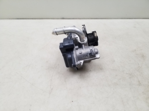  EGR valve 