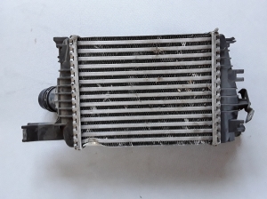  Intercooler radiator 