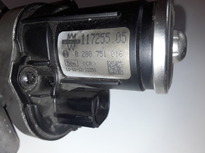  EGR valve 