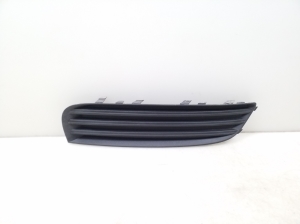  Front bumper lower grille 