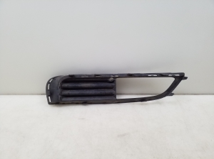  Front bumper lower grille 