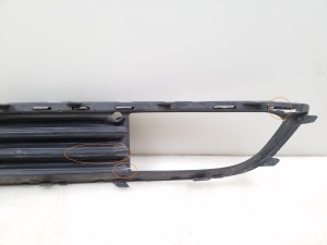  Front bumper lower grille 