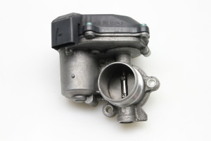  EGR valve 