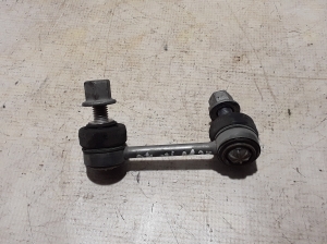  Rear stabilizer link 