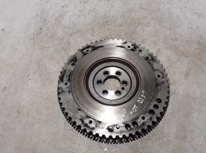  Clutch flywheel 