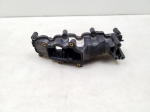  Intake manifold 