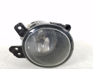  Front bumper fog lamp 