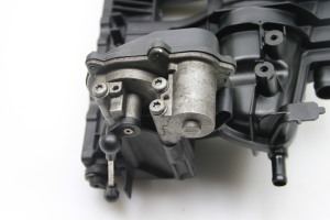  Intake manifold 