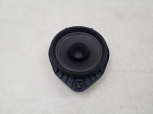  Rear side door speaker 