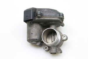  EGR valve 