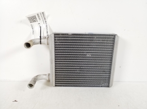  Interior shoulder radiator 