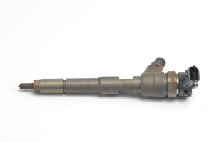  Fuel injector 