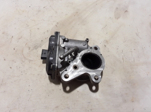  EGR valve 