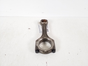  Connecting rod 