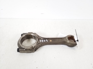  Connecting rod 