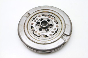  Clutch flywheel 