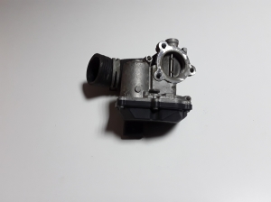  EGR valve 