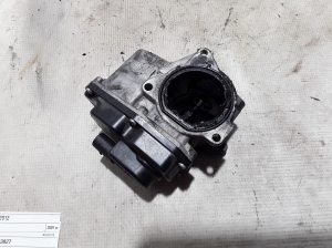  EGR valve 