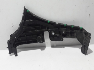  Rear bumper bracket 